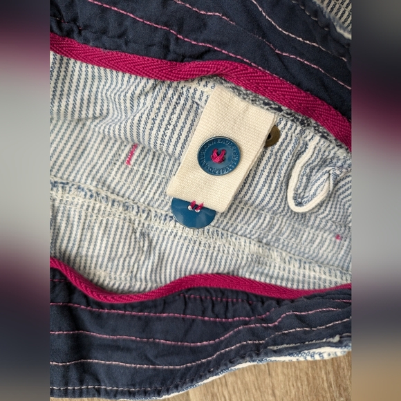 American Eagle Striped Shorts Size 8 - Picture 6 of 10